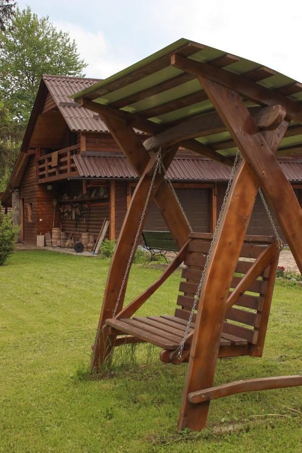 Чорногірський Вітер Villa เวอร์คอฟเวอนา ภายนอก รูปภาพ