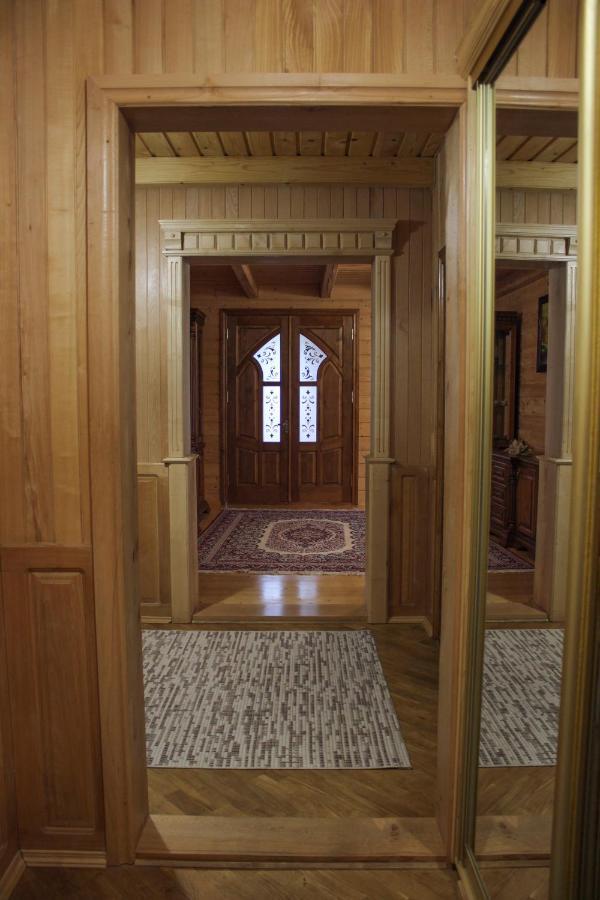Чорногірський Вітер Villa เวอร์คอฟเวอนา ภายนอก รูปภาพ
